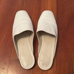 Stuart Weitzman white leather slides size 7. As is condition.